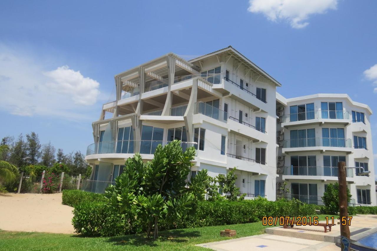Luxury Penthouse, Nilaveli Apartment Trincomalee Exterior photo